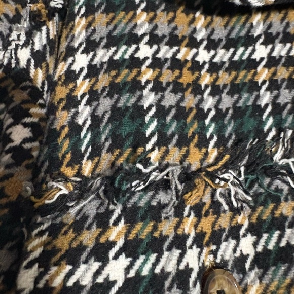 DAVI & DANI Plaid Jacket in Black and White - Picture 2 of 5